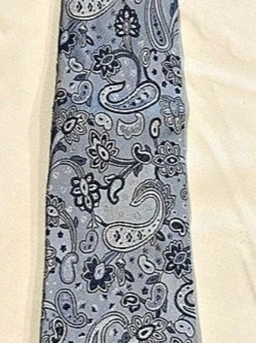 Geoffrey Beene Paisley Silk Tie in Blue & Gray